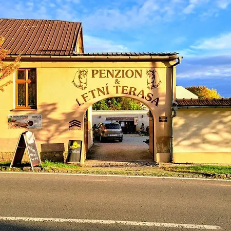 Na Figlene ゲストハウス 3*