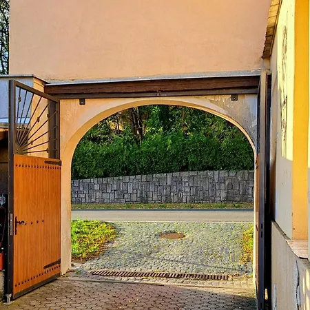 ゲストハウス Na Figlene Slatinice